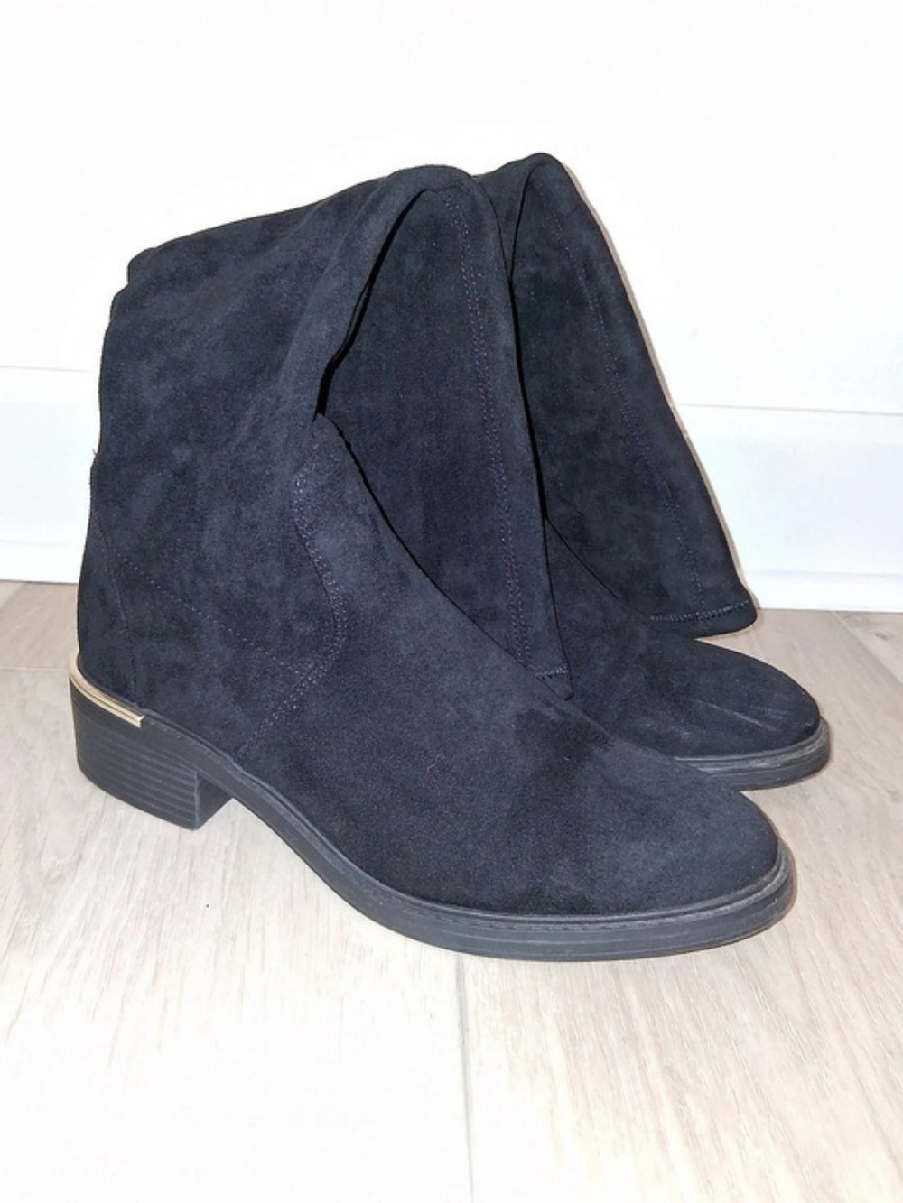 Black Zip Boots